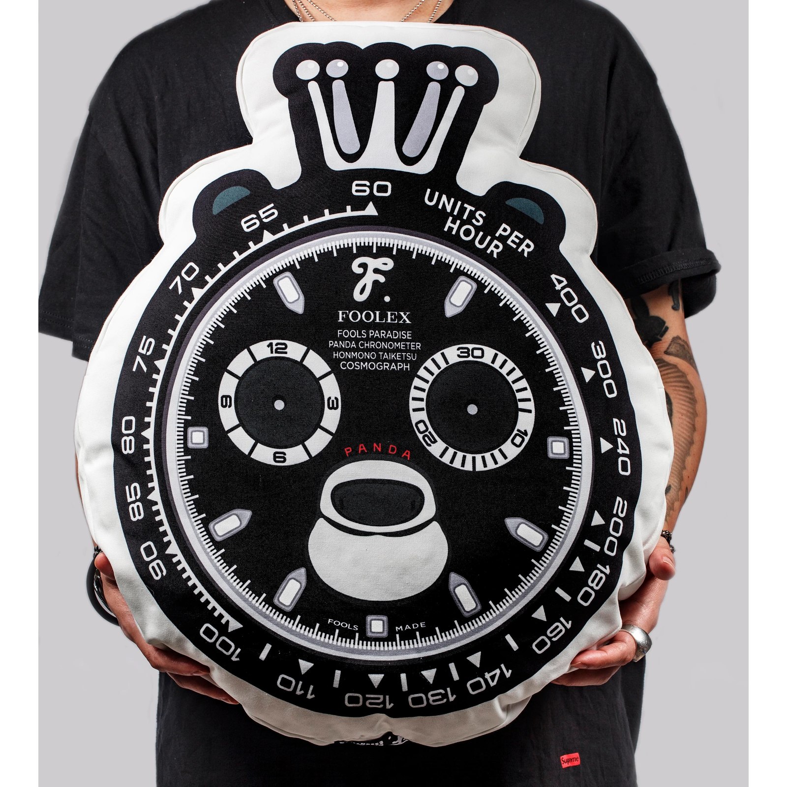 Fools Paradise - Honmono Taiketsu // Reverse Panda Cushion Fools Paradise - Honmono Taiketsu // Reverse Panda Cushion