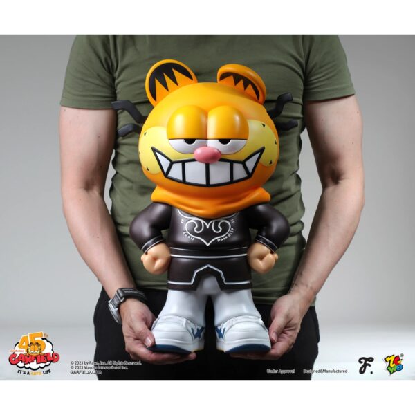Fools Paradise - XL // KUNG FU GARFIELD