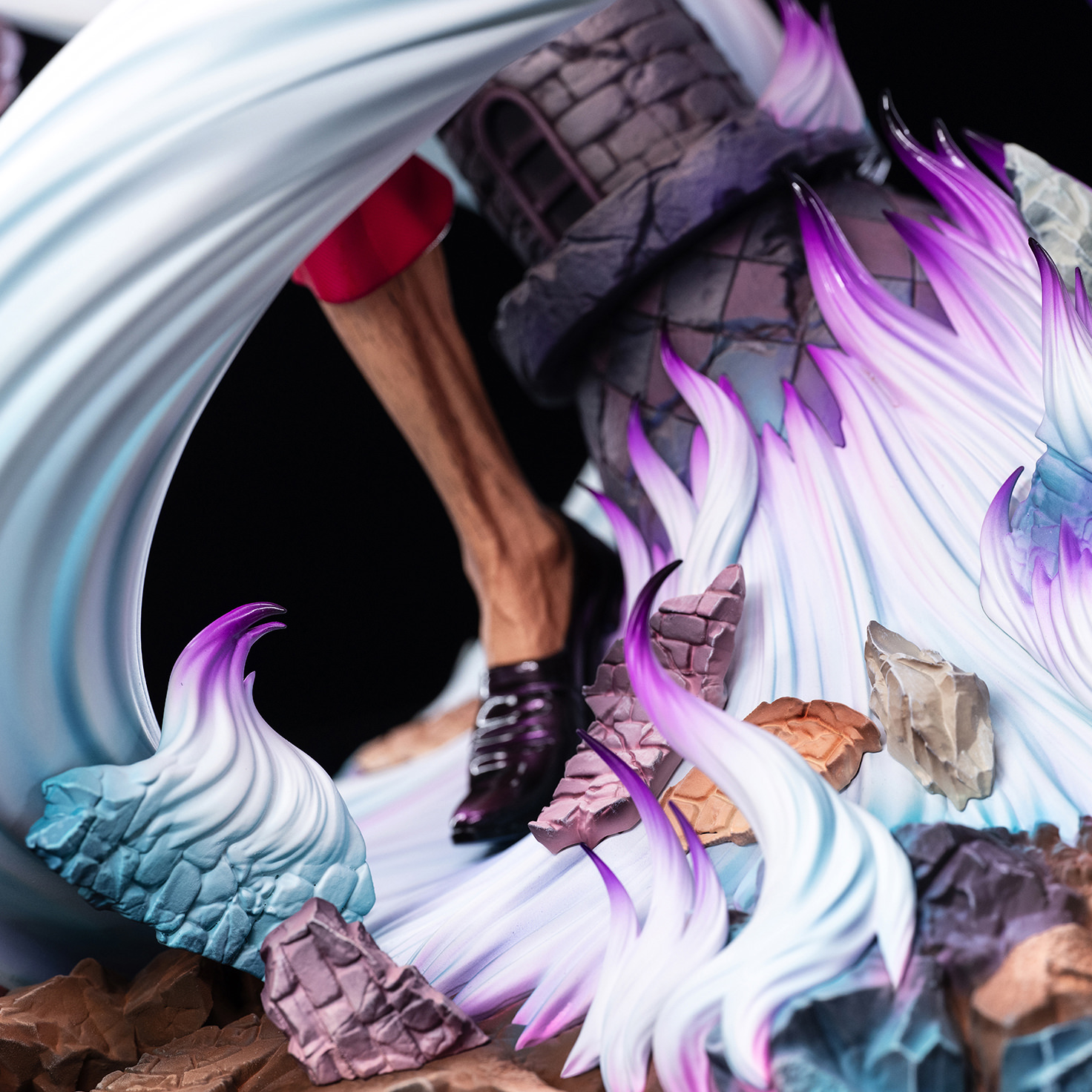 Donquixote Doflamingo (Echo Version) 1:6 Scale Statue