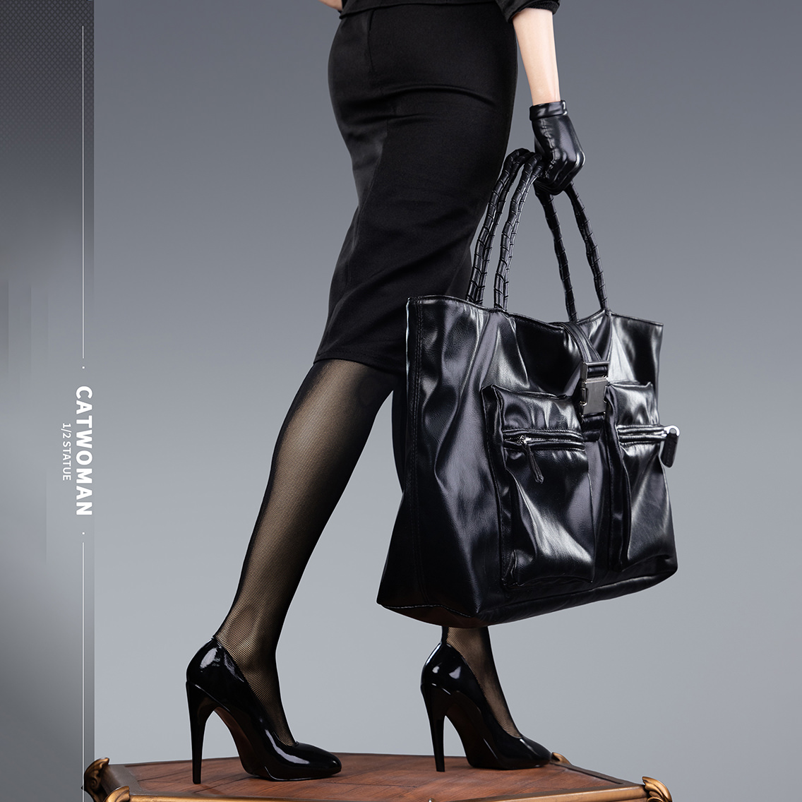 Catwoman 1:2 Scale Statue by Infinity Studio
