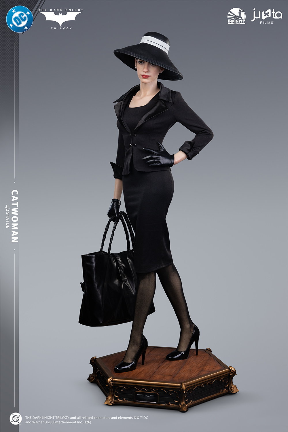 Catwoman 1:2 Scale Statue by Infinity Studio