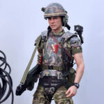 Hicks Sixth Scale Figure by Hot Toys
