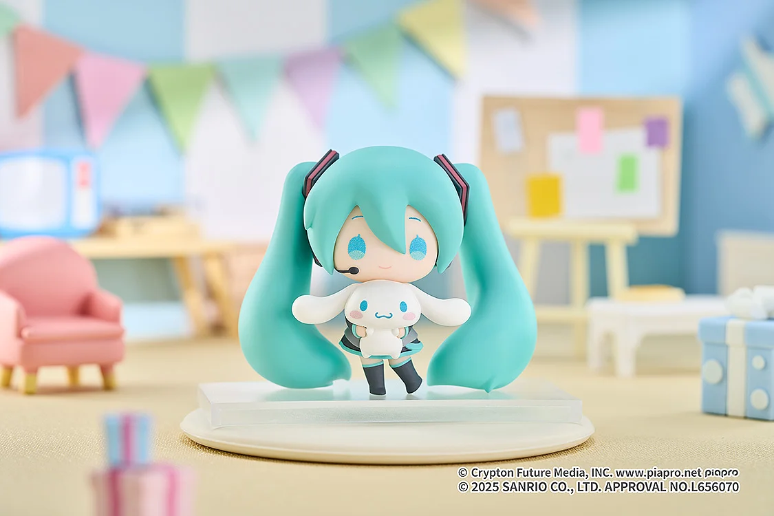 Collectible Figure Hatsune Miku x Cinnamoroll (5 Pieces)