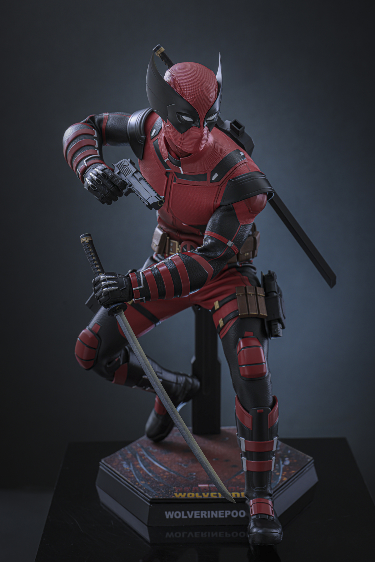 Deadpool and Wolverine Hot Toys Wolverinepool 1/6 Figure Brings Concept Art to Life