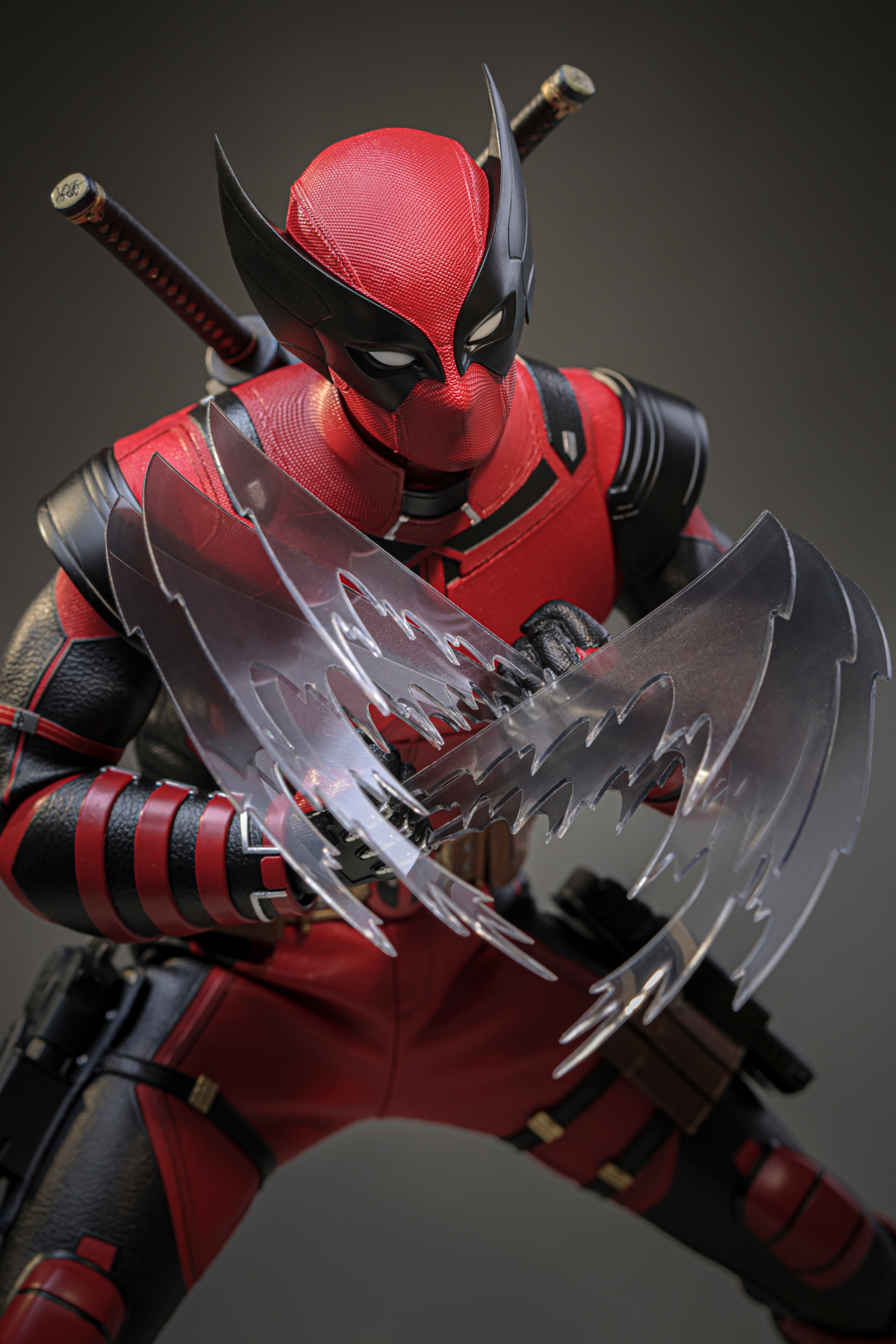 Deadpool and Wolverine Hot Toys Wolverinepool 1/6 Figure Brings Concept Art to Life