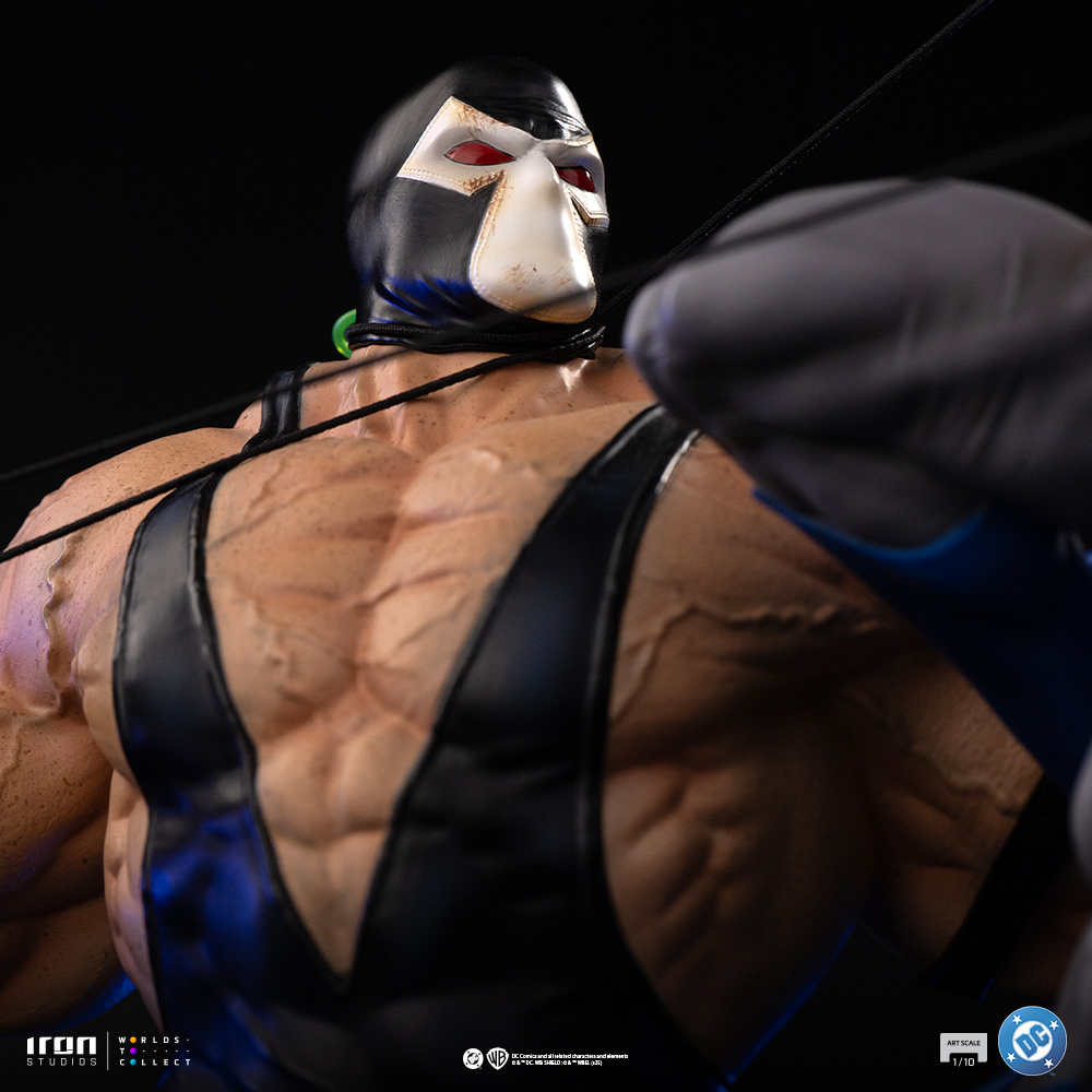 Batman vs Bane exclusive 1:10 Art Scale Statue by Iron Studios