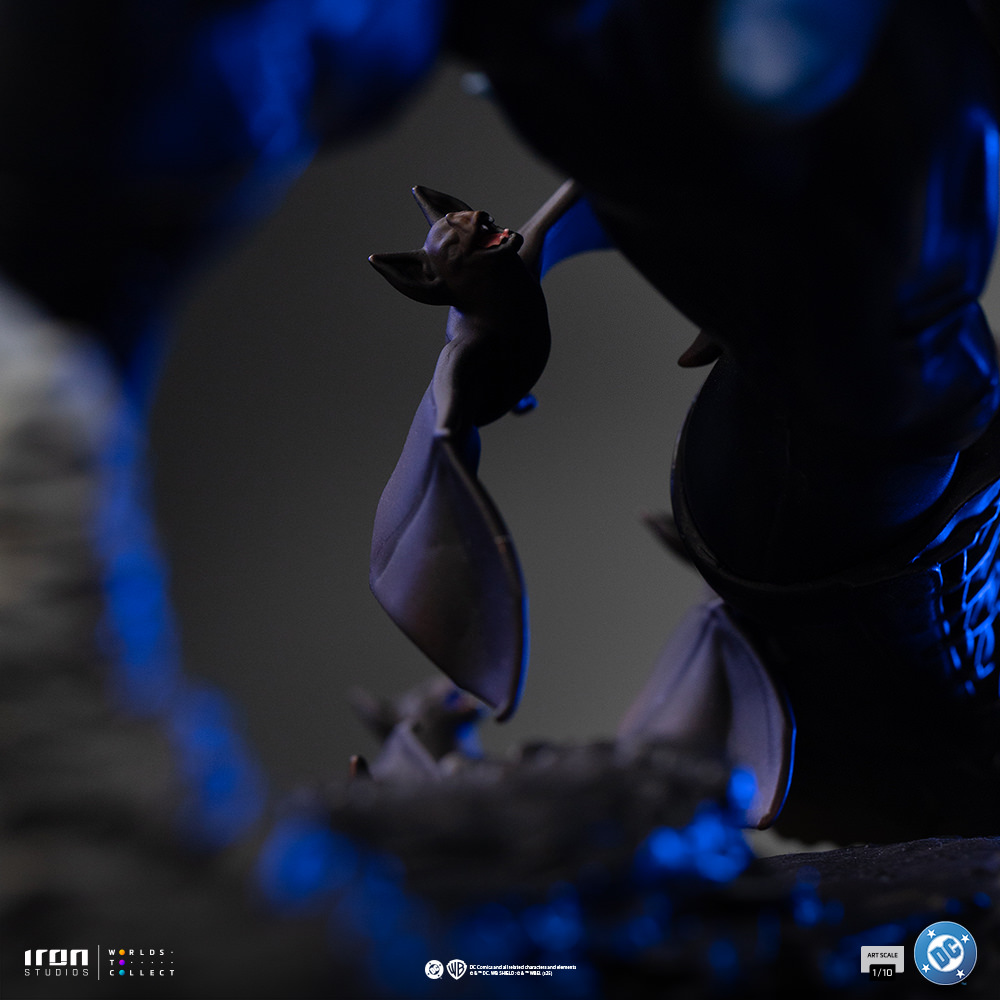 Batman vs Bane exclusive 1:10 Art Scale Statue by Iron Studios