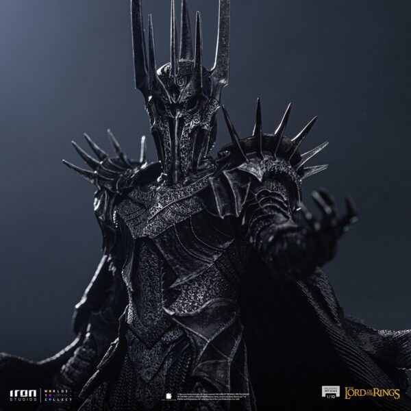 Sauron Unleashed 1:10 Scale Statue by Iron Studios — official photo 3