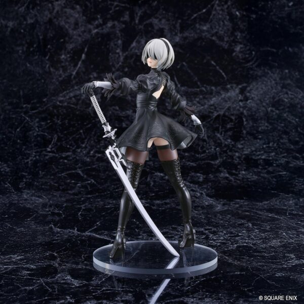2B (YoRHa No.2 Type B) Collectible Figure by Good Smile Company — official photo 5