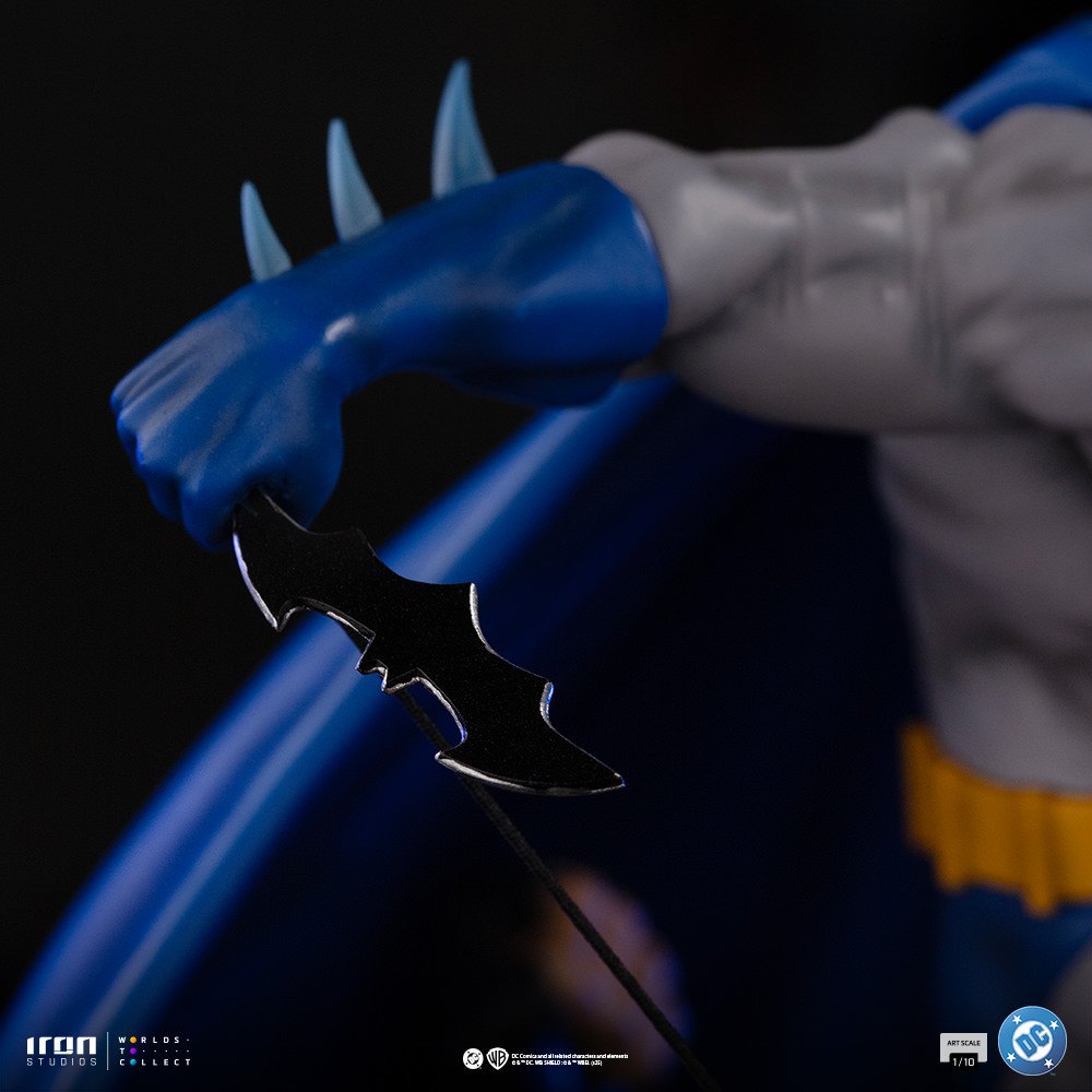 Batman vs Bane exclusive 1:10 Art Scale Statue by Iron Studios — official photo 10