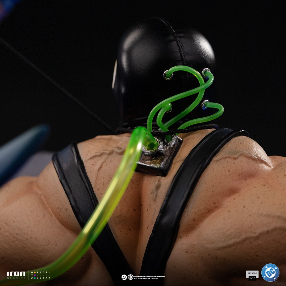 Batman vs Bane exclusive 1:10 Art Scale Statue by Iron Studios — official photo 11