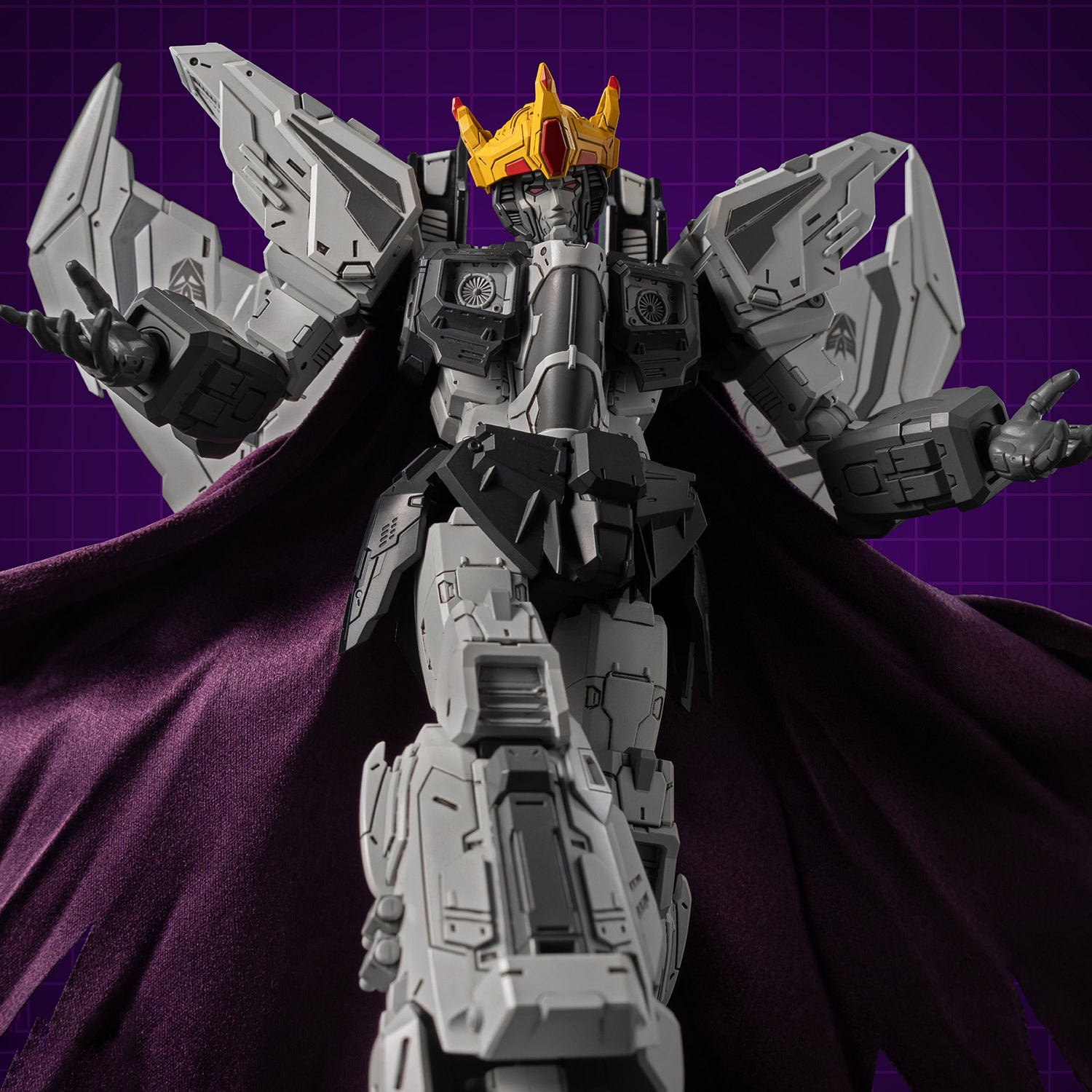 Fallen Coronation Starscream (1986 Movie Edition) MDLX Action Figure by Threezero — official photo 6