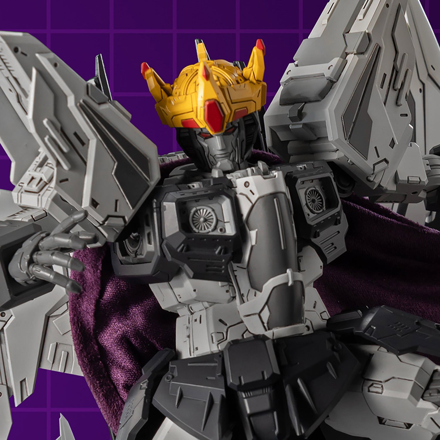 Fallen Coronation Starscream (1986 Movie Edition) MDLX Action Figure by Threezero — official photo 7