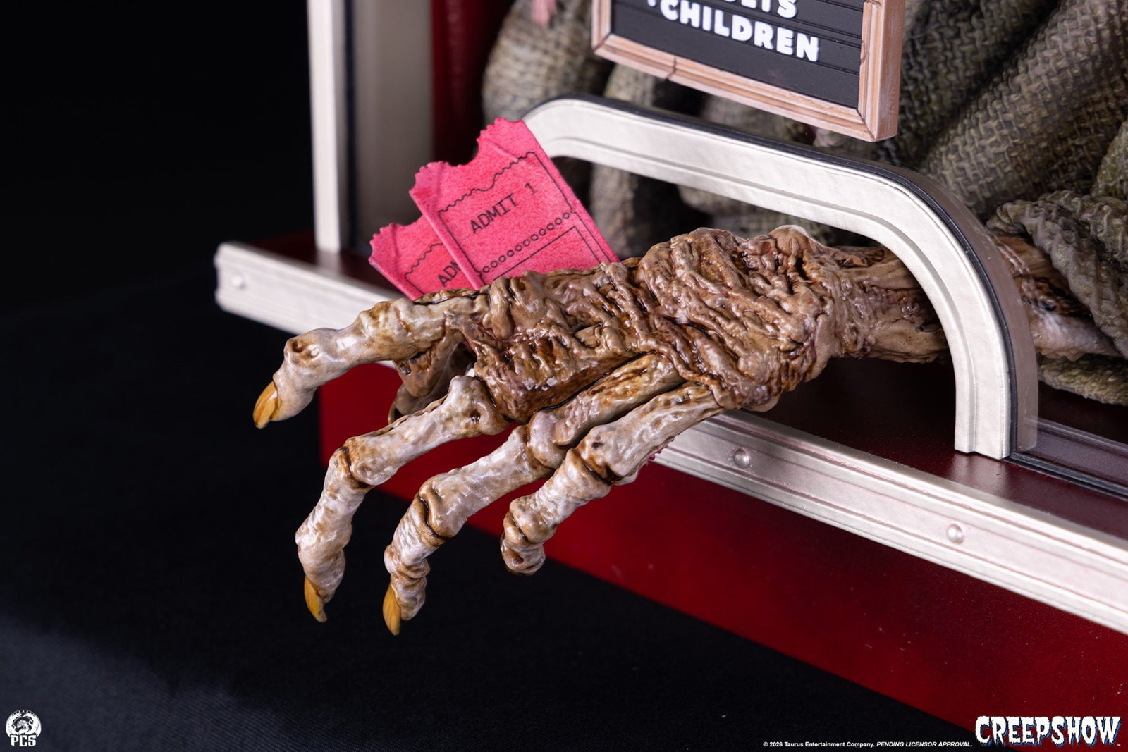 Creepshow Diorama Life-Size Replica by PCS — official photo 9