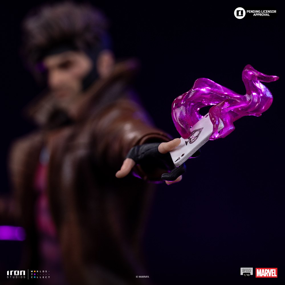 Gambit Unleashed 1:10 Scale Statue by Iron Studios — official photo 10
