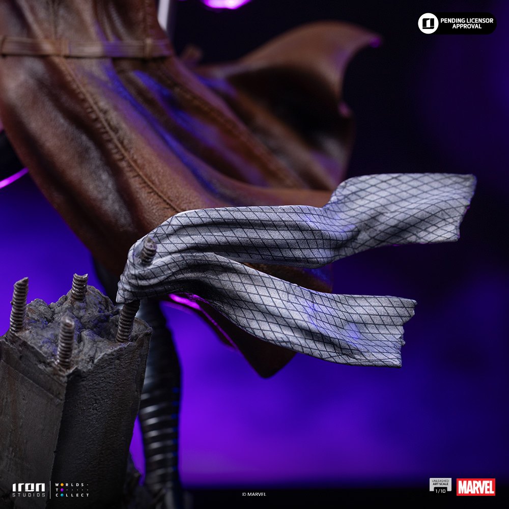 Gambit Unleashed 1:10 Scale Statue by Iron Studios — official photo 11