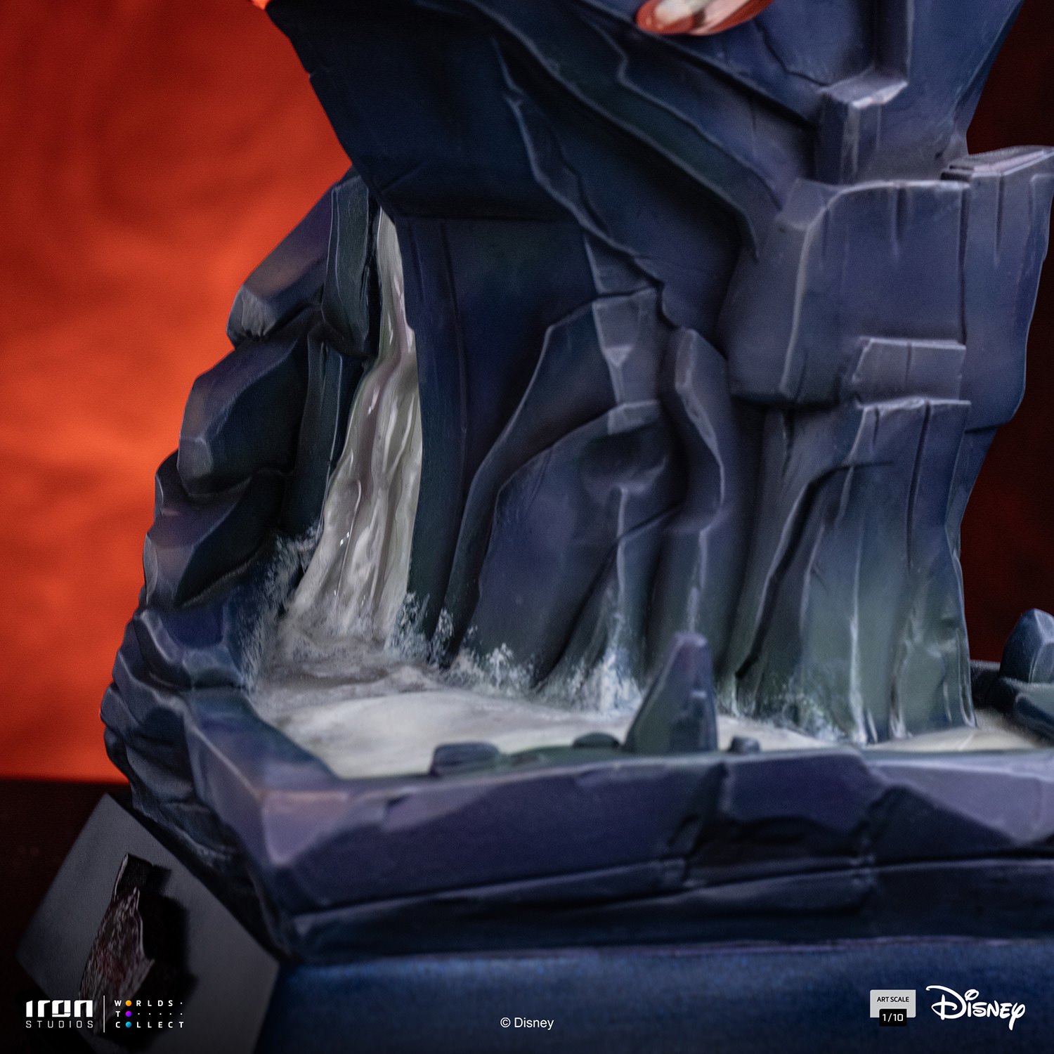 Pocahontas Colors of the Wind Version 1:10 Scale Statue by Iron Studios — official photo 11