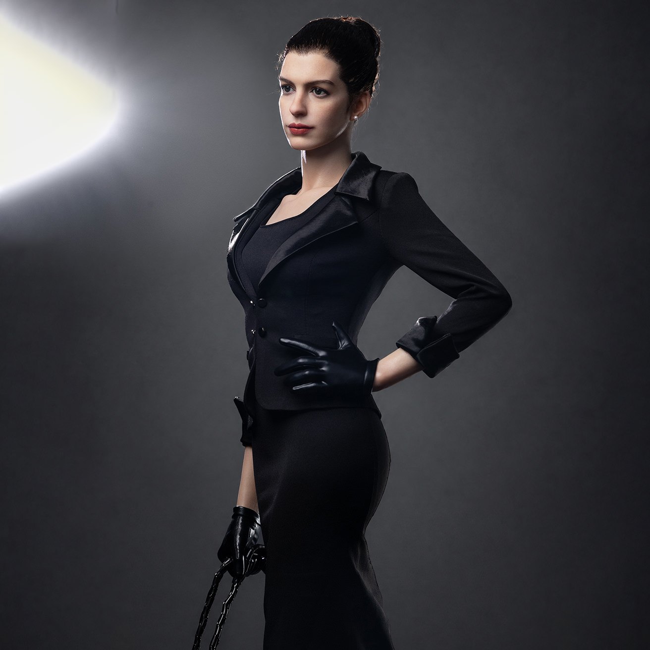 Catwoman 1:2 Scale Statue by Infinity Studio