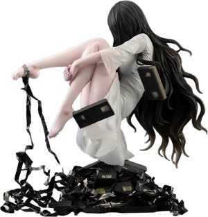 Sadako Bishoujo Statue by Kotobukiya — official photo 17