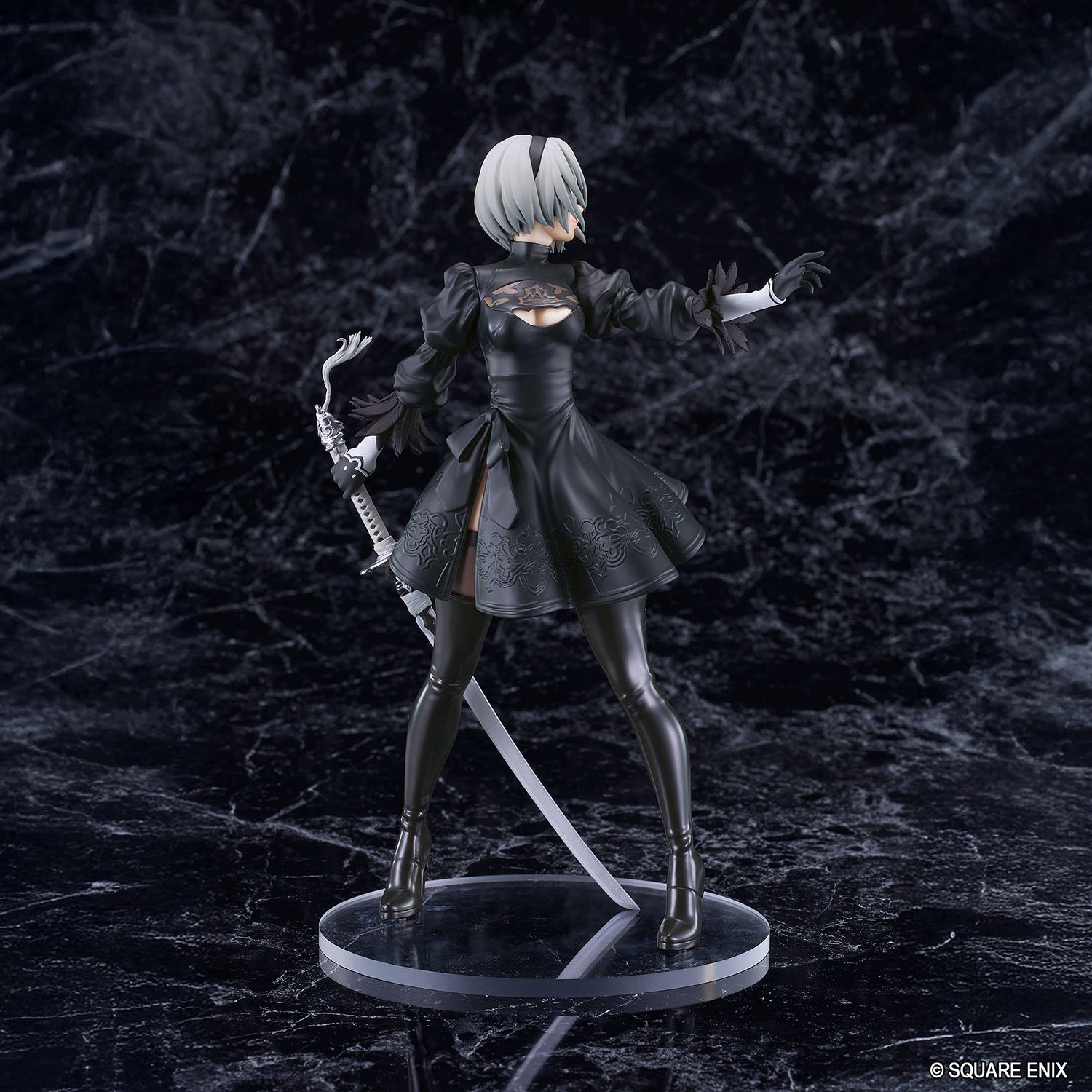 2B (YoRHa No.2 Type B) Collectible Figure by Good Smile Company — official photo 4