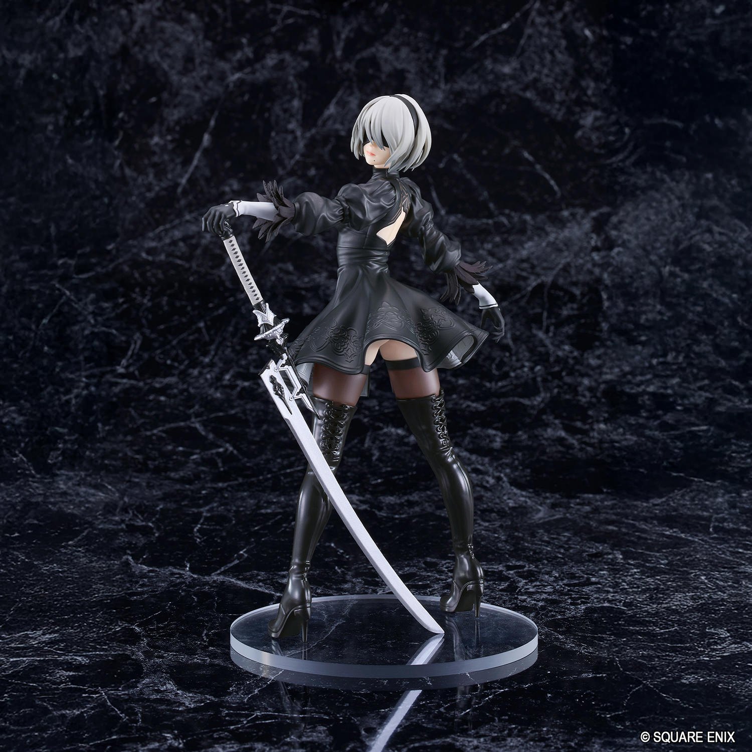 2B (YoRHa No.2 Type B) Collectible Figure by Good Smile Company — official photo 5