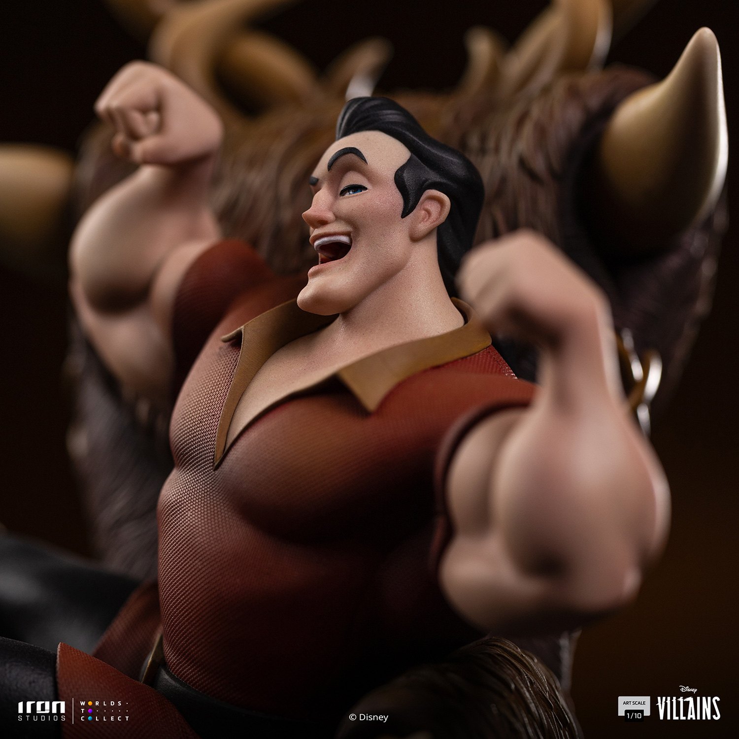Gaston Deluxe 1:10 Scale Statue by Iron Studios — official photo 4