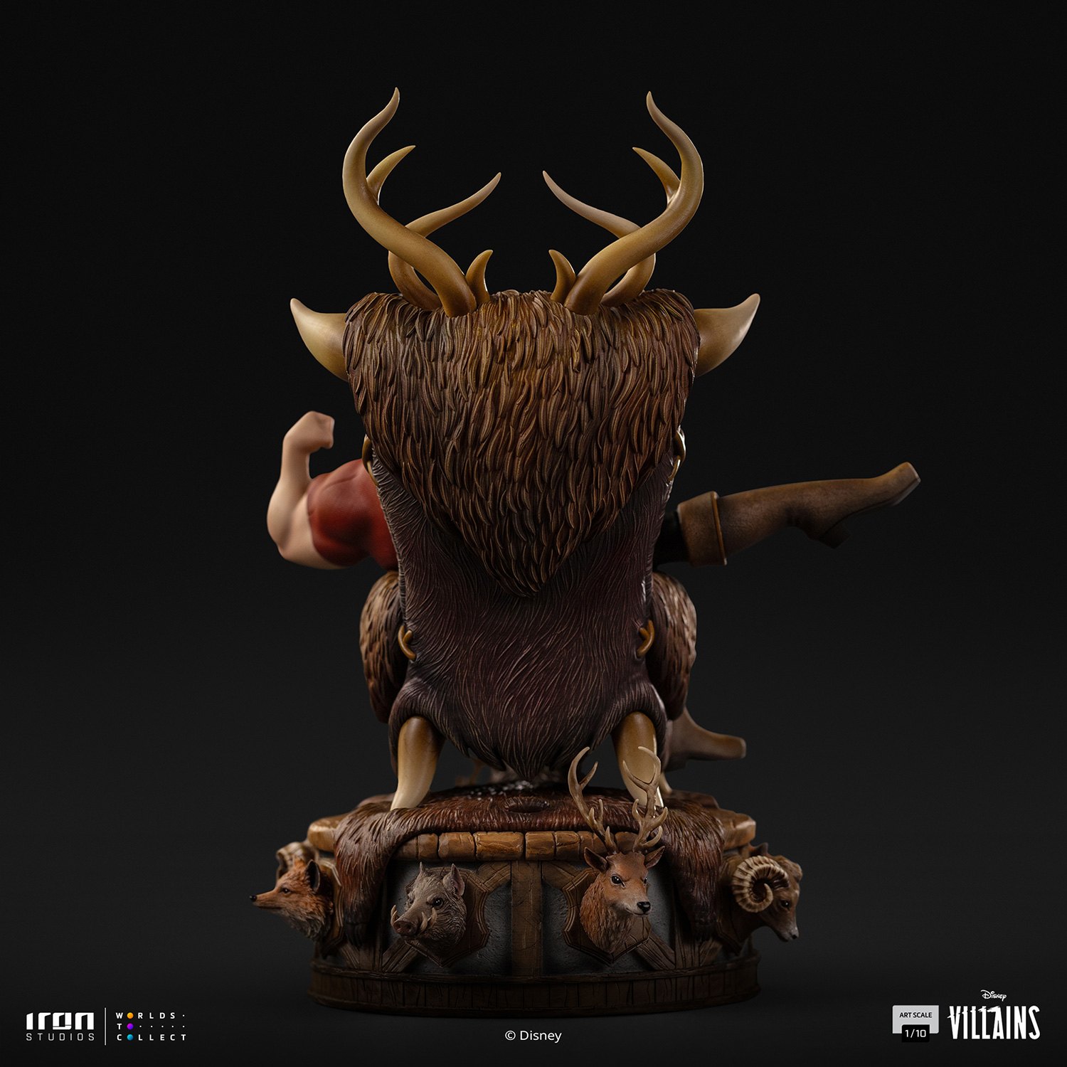 Gaston Deluxe 1:10 Scale Statue by Iron Studios — official photo 8