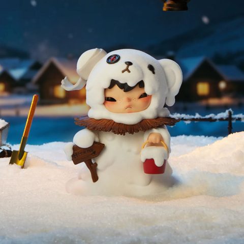 Hirono Snowman Figurine